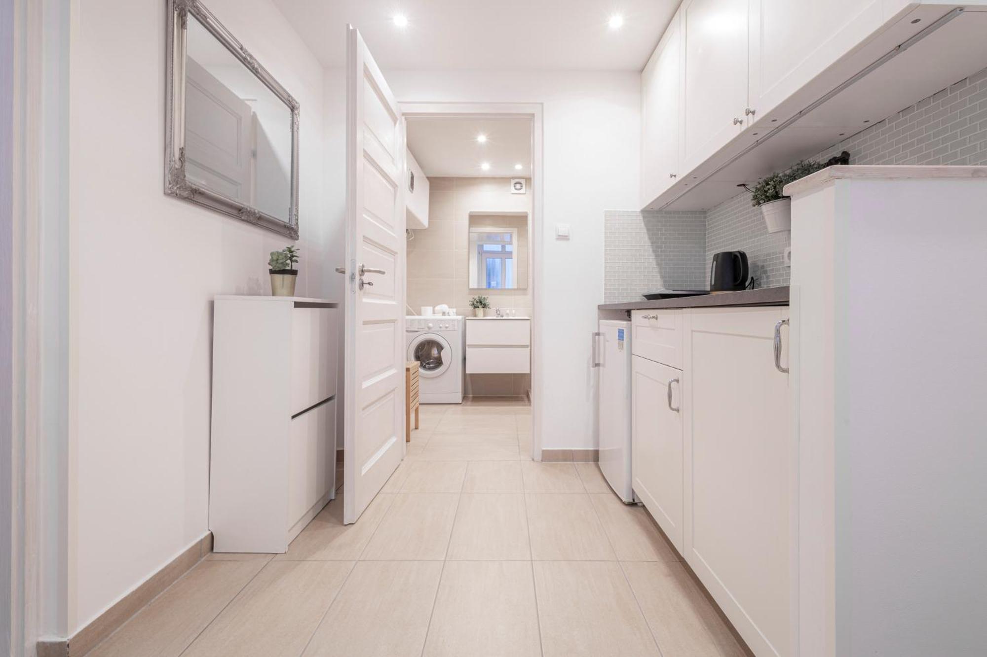 Beautiful Home At Basilca 1-2 Budapest Exterior photo